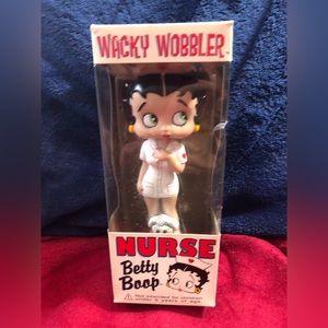 COLLECTIBLE! FUNKO Wacky Wobbler-great for Betty Boop collectors!👀